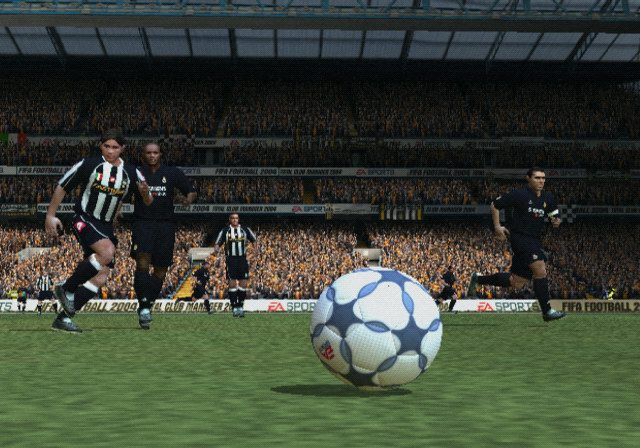 FIFA Soccer 2004 - screenshot 19
